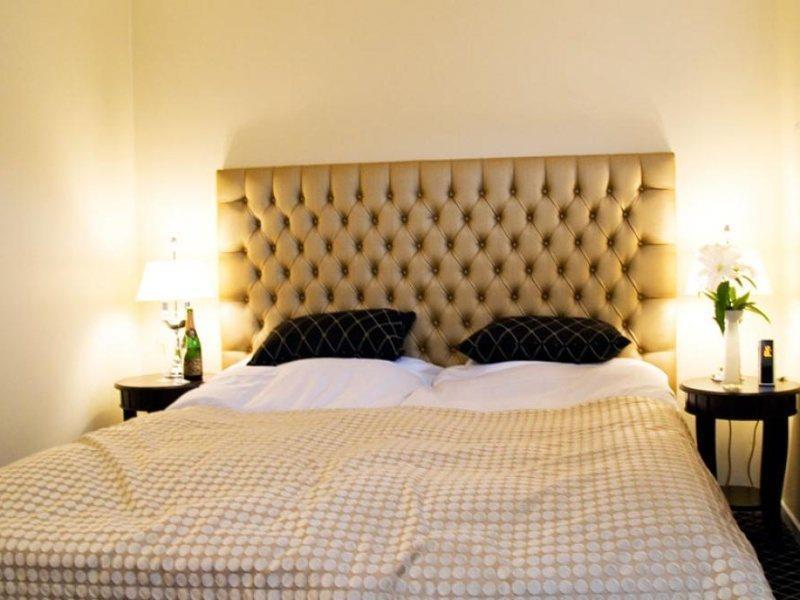 Hotel Scheelsminde 4*